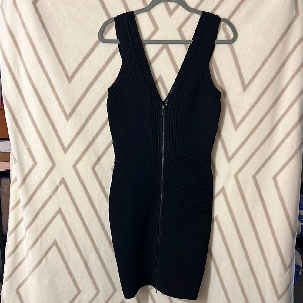 Diane Von Furstenberg Black Sleeveless Bodycon Dress
